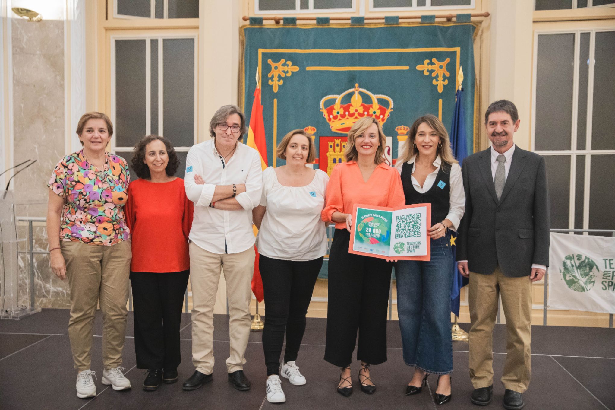 El Ministerio acoge la presentación de la Guía Educativa ’28.000 por el clima’