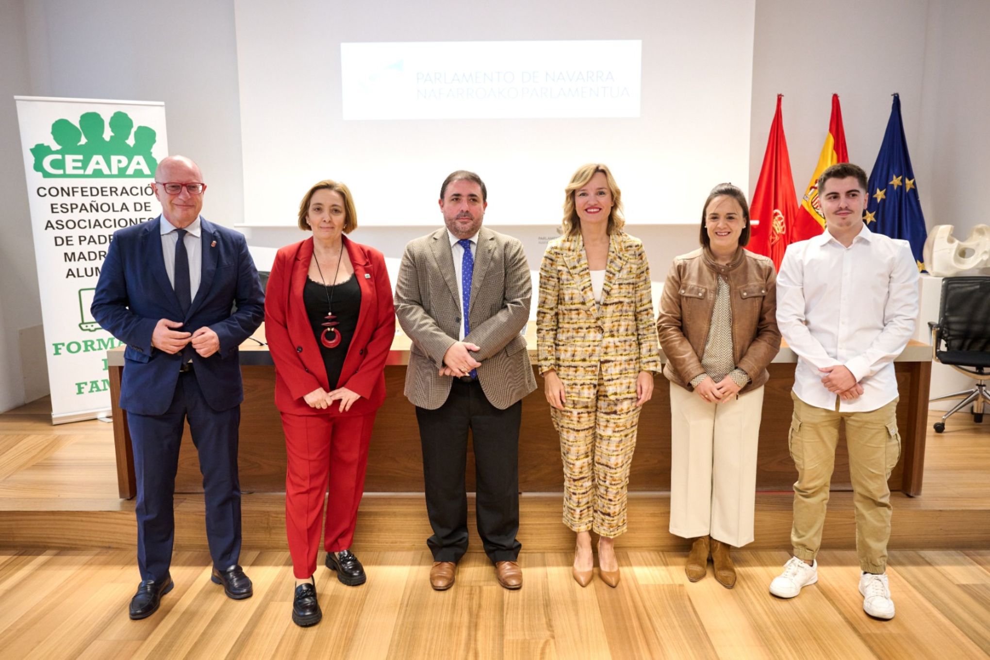Alegría destaca el trabajo de CANAE Y CEAPA en el objetivo compartido de mejorar la educación pública