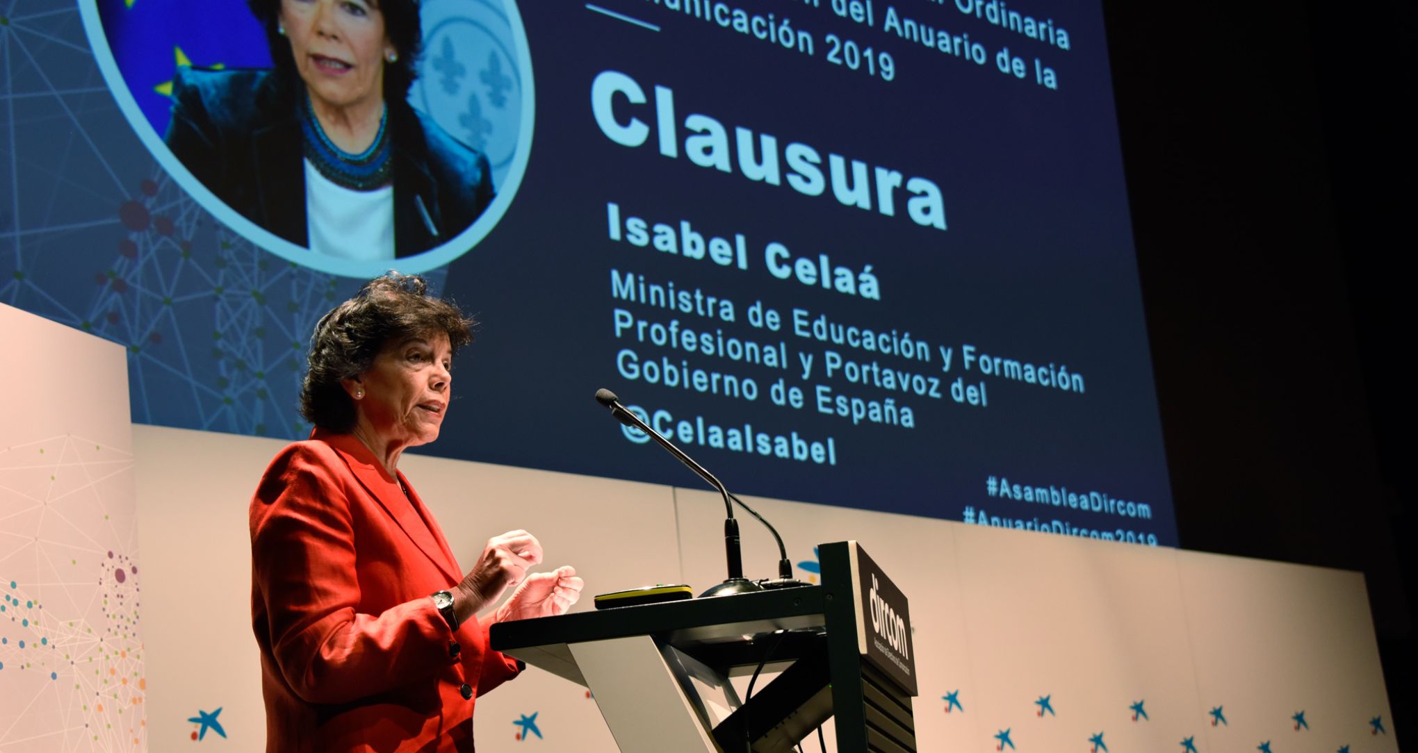 Isabel Celaá durante la clausura de la XXVI Asamblea General Ordinaria Dircom