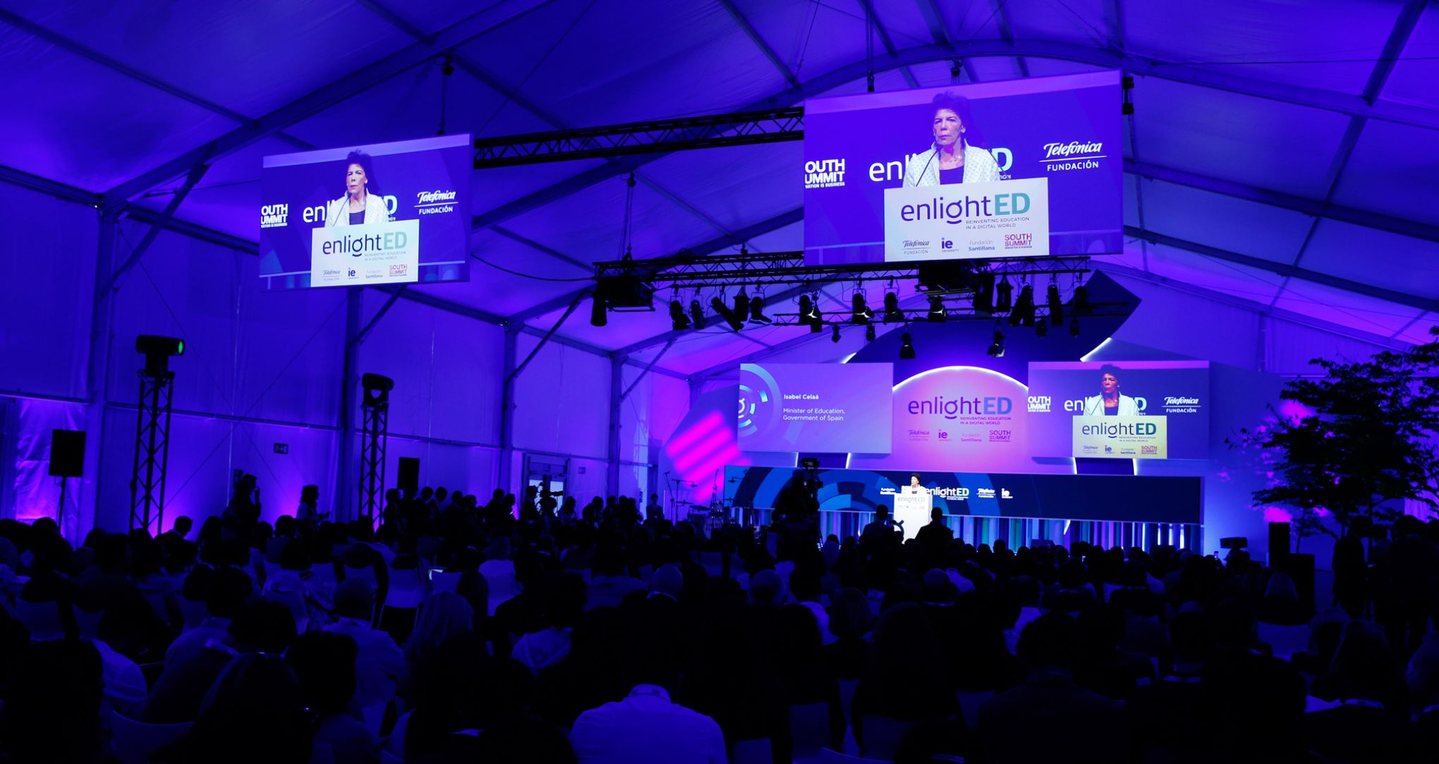 La ministra en funciones, Isabel Celaá, durante la inauguración del encuentro enlightED.