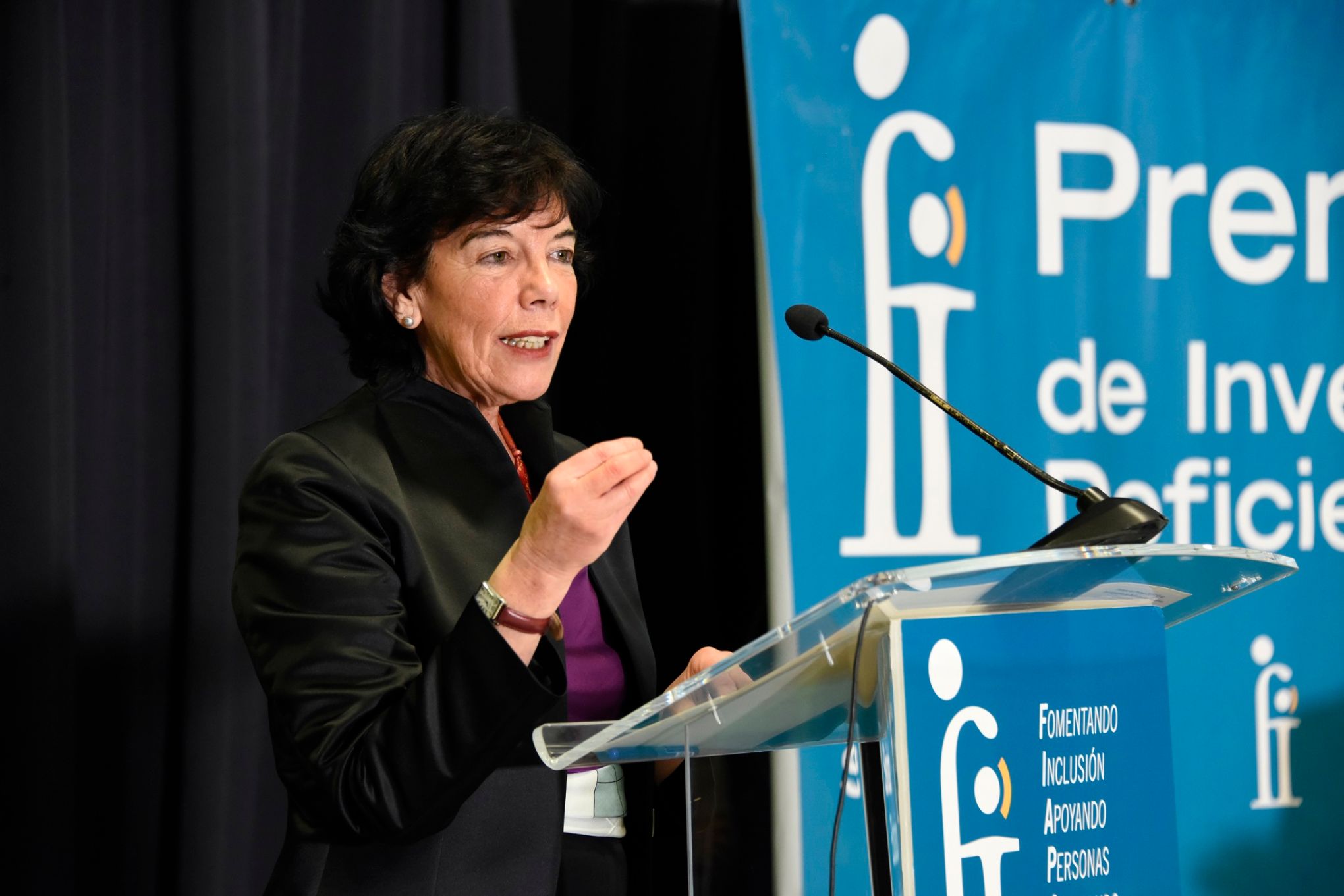 Celaá defiende la atención personalizada al alumno para garantizar una educación inclusiva 