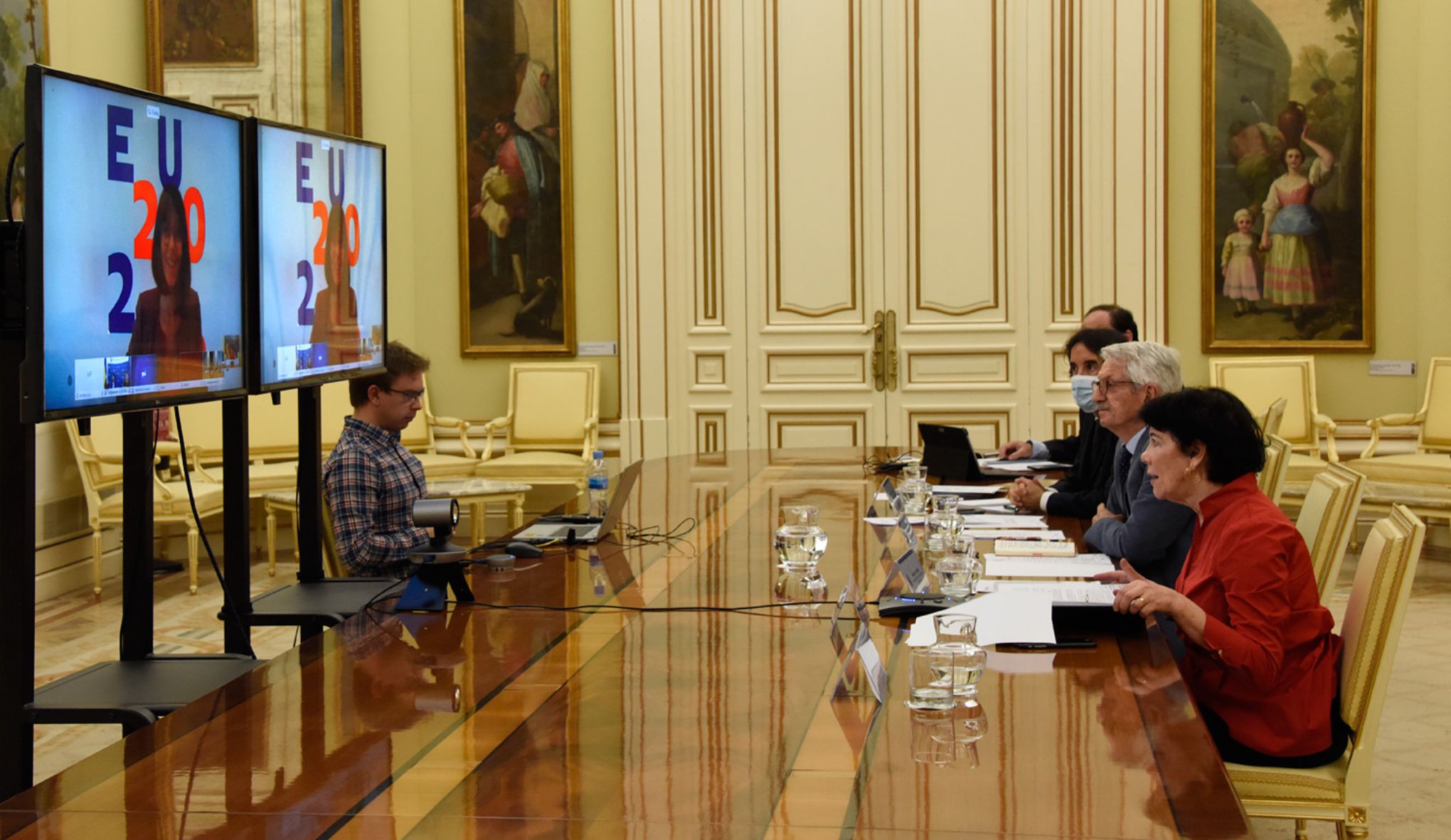 Imagen de la videoconferencia celebrada entre los ministros de Educación de la UE