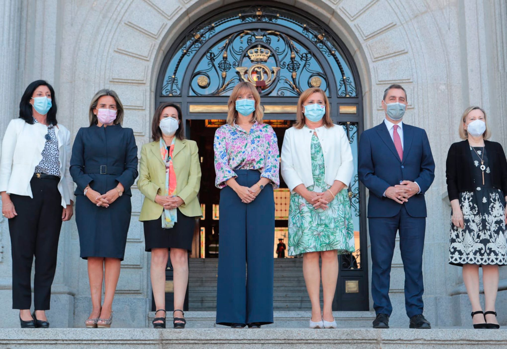 Las ministras Pilar Alegría y Margarita Robles en la inauguración del curso académico militar.