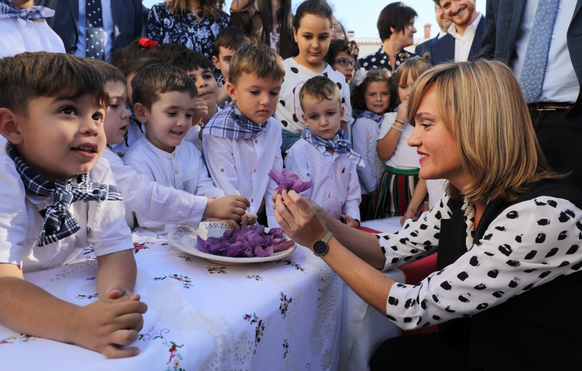 Pilar Alegría destaca la importancia de la escuela rural para la cohesión  territorial | Ministerio de Educación, Formación Profesional y Deportes