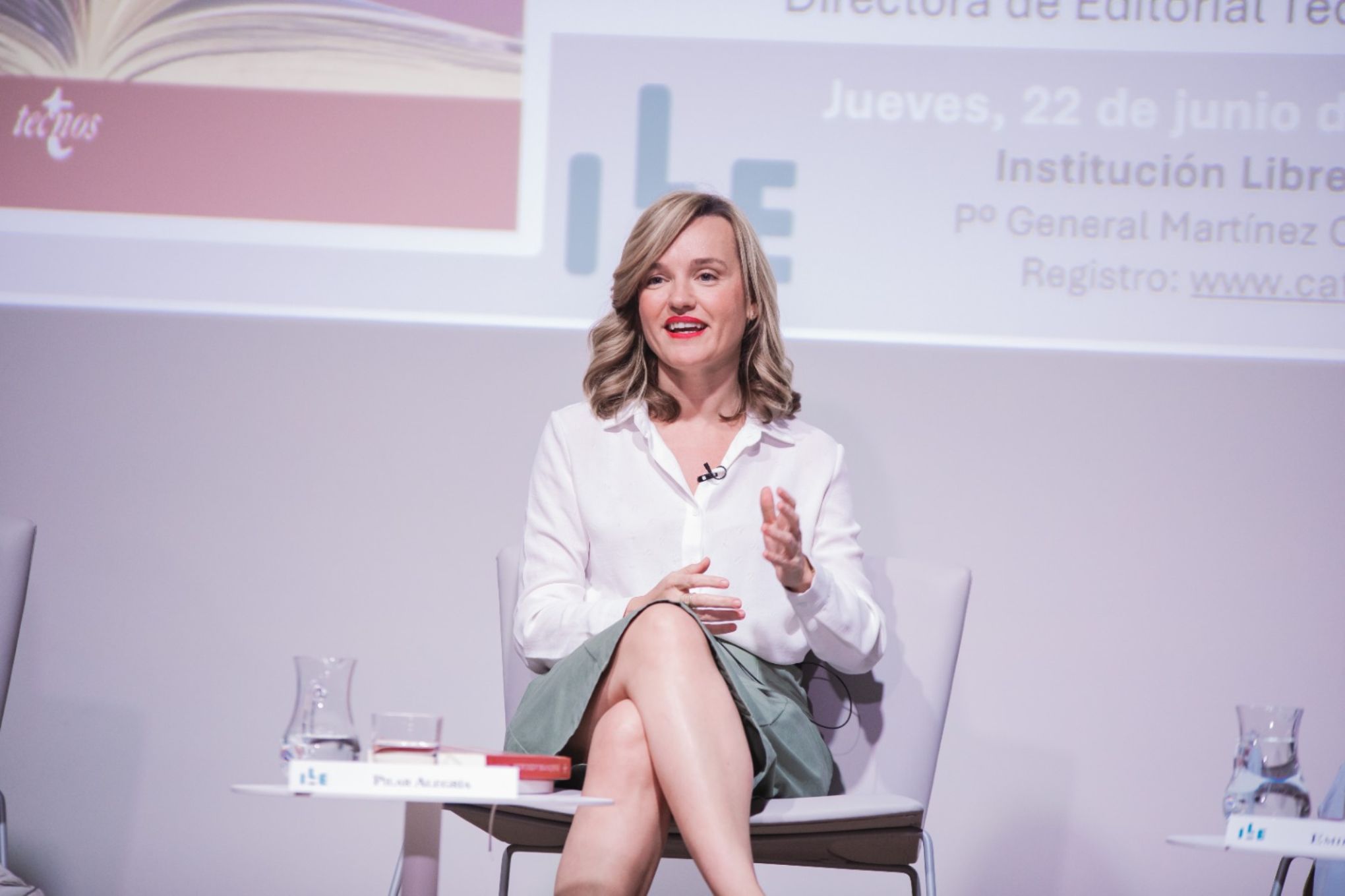 La ministra Pilar Alegría en la presentación 'Pasión por la Educación'