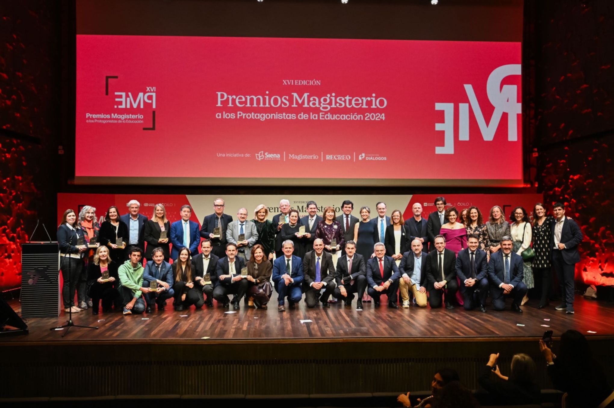 El Ministerio de Educación, FP y Deportes recibe el premio Magisterio 2024 por impulsar la Formación Profesional en España
