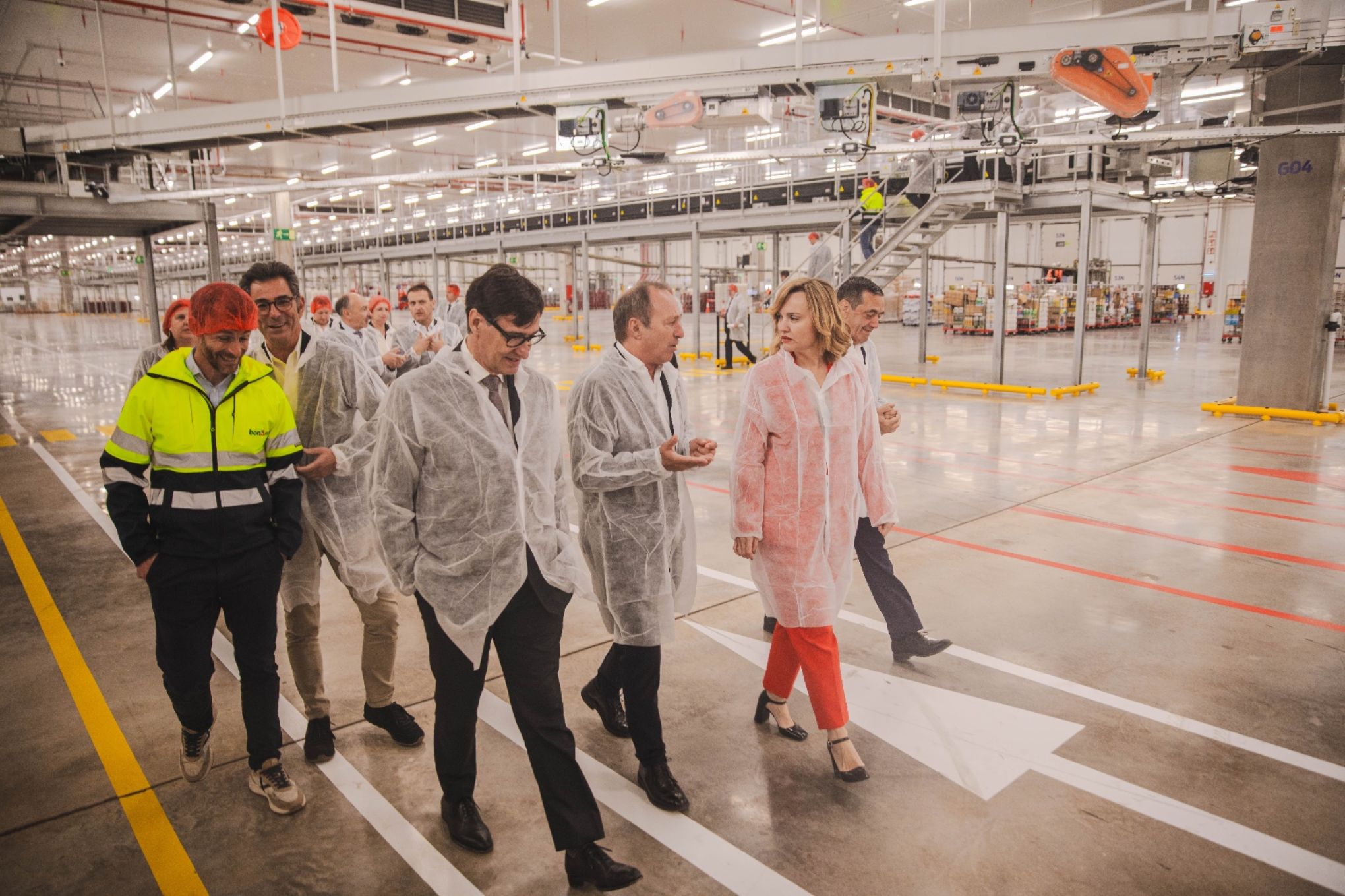 Pilar Alegría y Salvador Illa visitan el proyecto de centro alimentario del grupo bonÀrea