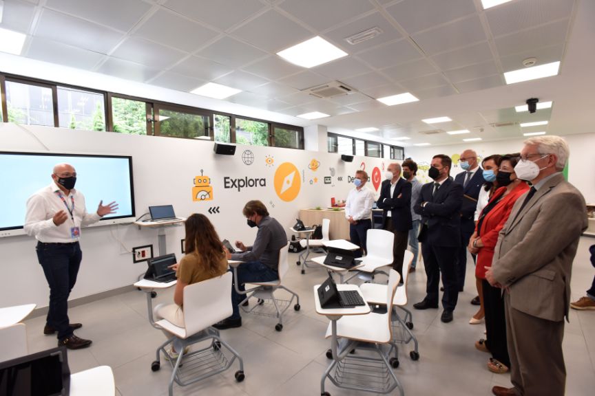 Inauguración del Aula del Futuro del MEFP