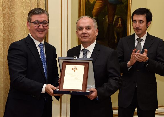 Placas de la Orden Civil de Alfonso X El Sabio - Fotografía 3