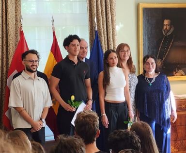 La Consejería colabora de nuevo con ASPE para premiar los mejores trabajos de Bachillerato en español