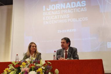 Abelardo de la Rosa y  Elena Fernández Treviño inaugurando el I Congreso Buenas Prácticas Educativas