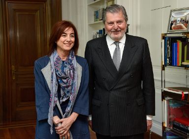Reunión del ministro MECD con la consejera de Educación del País Vasco, en la sede del Ministerio