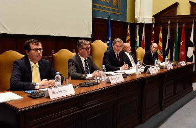 Méndez de Vigo preside la reunión del Consejo de Universidades