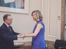 Pilar Alegría se reúne con Juan Jesús Vivas, presidente de Ceuta