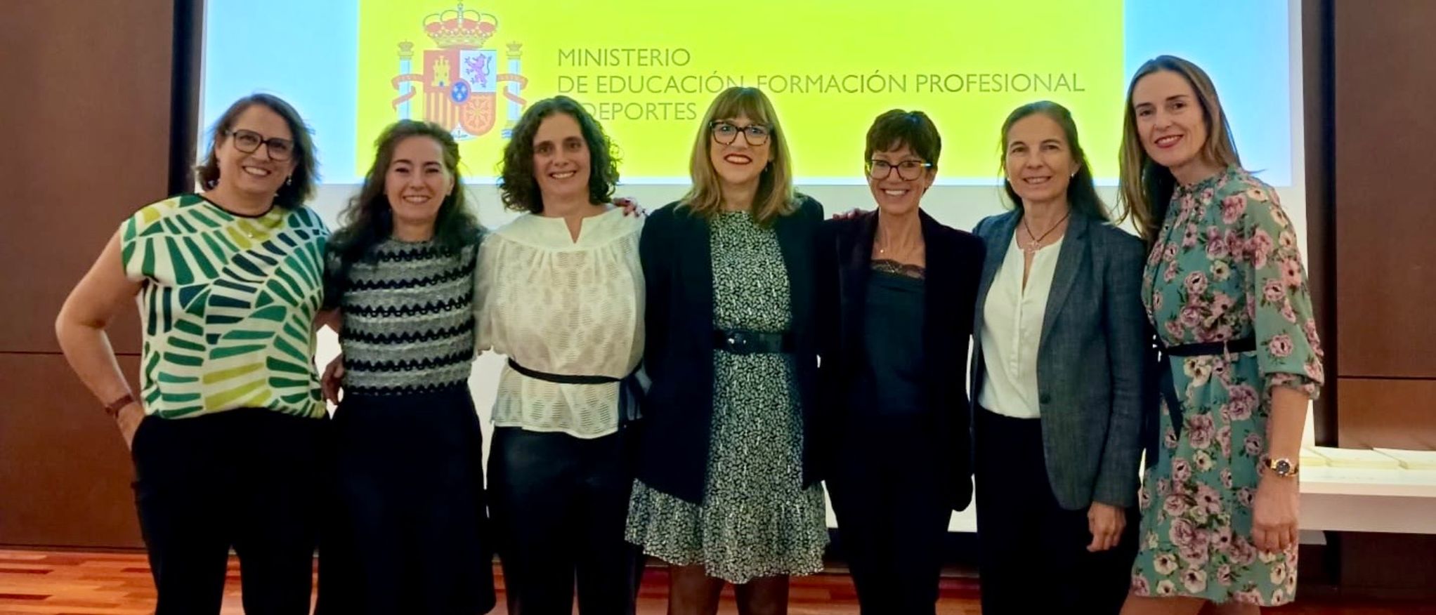 La Subdirección General de la Inspección de Educación asiste a la entrega de premios de las Olimpiadas Científicas 2025 en la Biblioteca