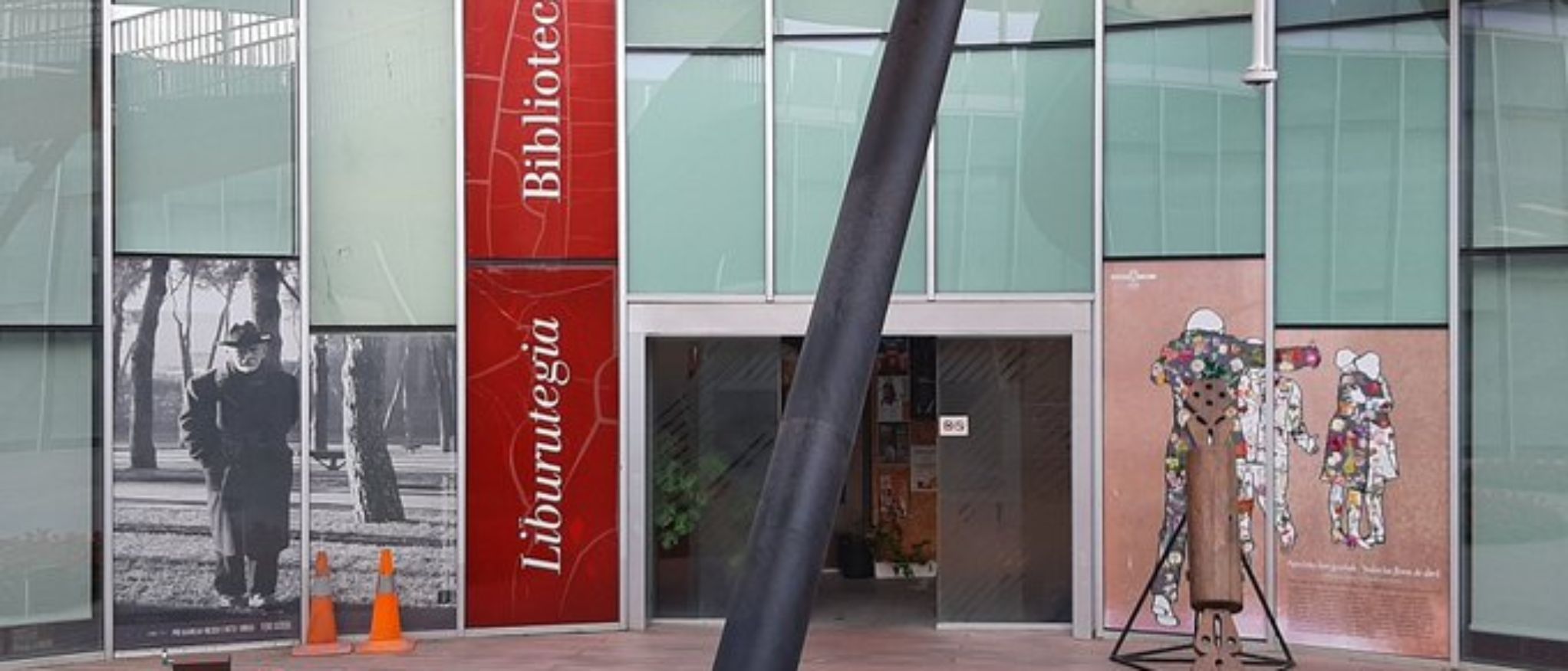 Visita a la biblioteca de Irún