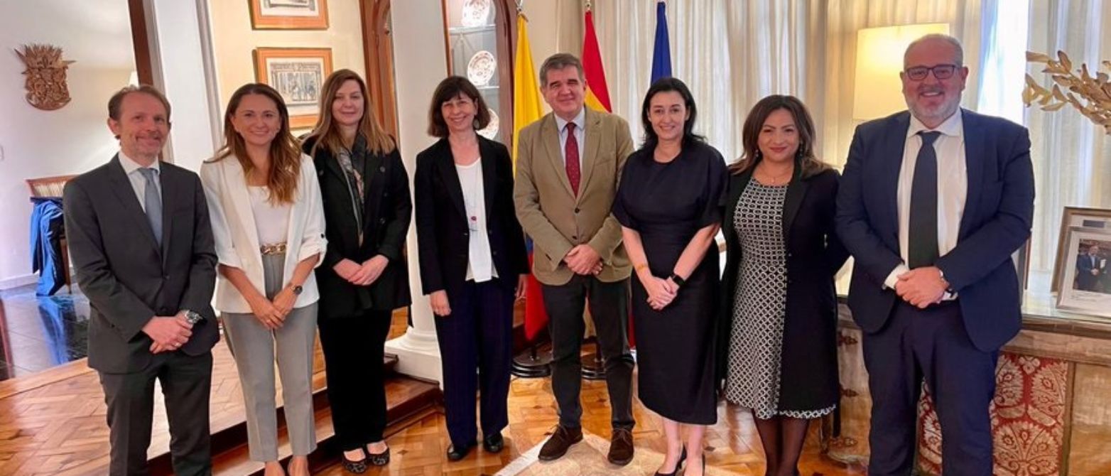 Desayuno de trabajo en la Embajada de España 