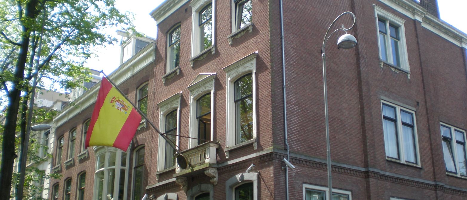 Foto Consulado Asesoría