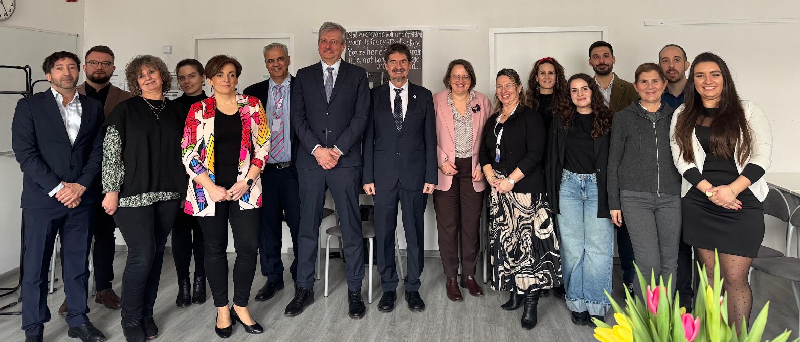 Visita del secretario de Estado de Educación a la sección bilingüe del Liceo Miguel de Cervantes
