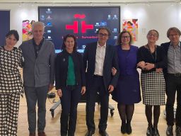 La Consejería de Educación, el Instituto Cervantes, la Consejería de Turismo y la Asociación Austríaca de Profesores de Español suman fuerzas