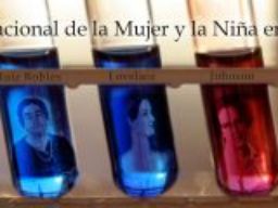 tubos de ensayos con caras de mujeres científicas