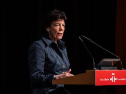 Isabel Celaá durante la inauguración del Congreso Internacional Mujeres en el Exilio Republicano del 39.
