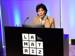 Isabel Celaá durante la inaguración de La Matriz.