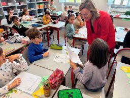 La ministra Pilar Alegría visita el Liceo Español Cervantes en Roma