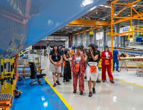 La secretaria general de Formación Profesional, Esther Monterrubio, visita las instalaciones de Airbus en Getafe (Madrid) 