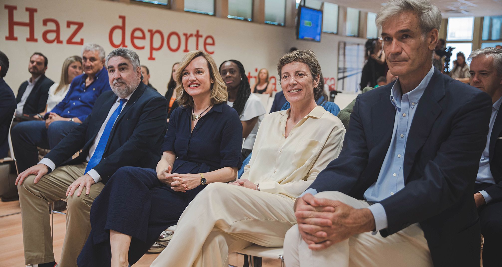 Pilar Alegría interviene en la presentación de la Liga U de baloncesto, dirigida a retener el talento impulsando la formación deportiva y académica